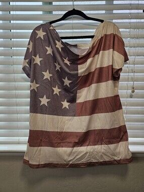American Flag Print Women's Tee - Red & White